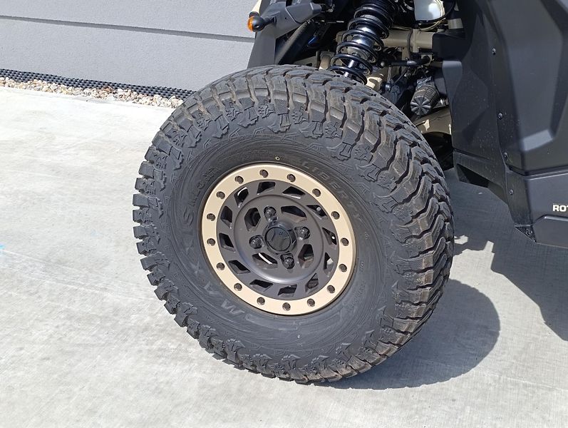 Can-Am MAVERICK XRS TURBO RR DPH - fotka 28 z 30