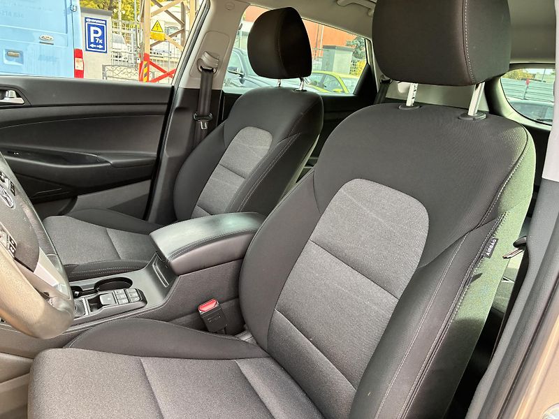 Hyundai Tucson 1.6T-GDI 130kW DCT STYLE       - fotka 10 z 26