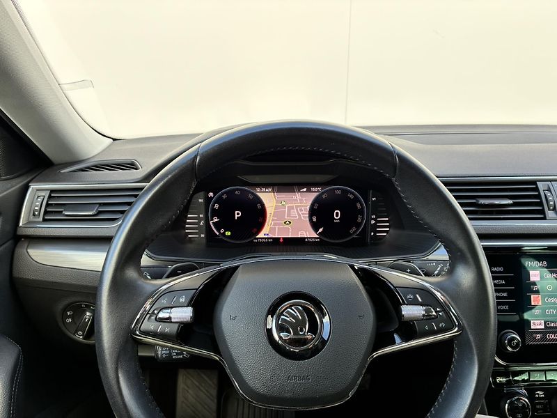 Škoda Superb 1.5 TSI DSG / 110 kW Style Plu - fotka 15 z 28