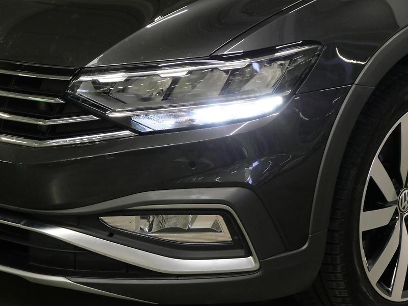 Volkswagen Passat - fotka 9 z 26