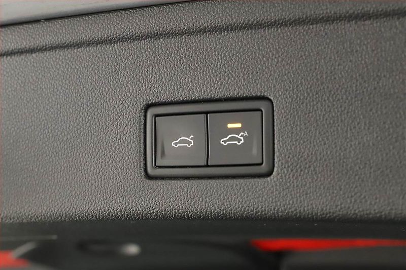 Volkswagen Touareg (2020) 3.0 TDI - fotka 21 z 21