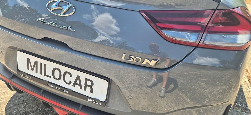 Hyundai i30 N Performance T-GDI 2.0 T-GDI - fotka 10 z 21