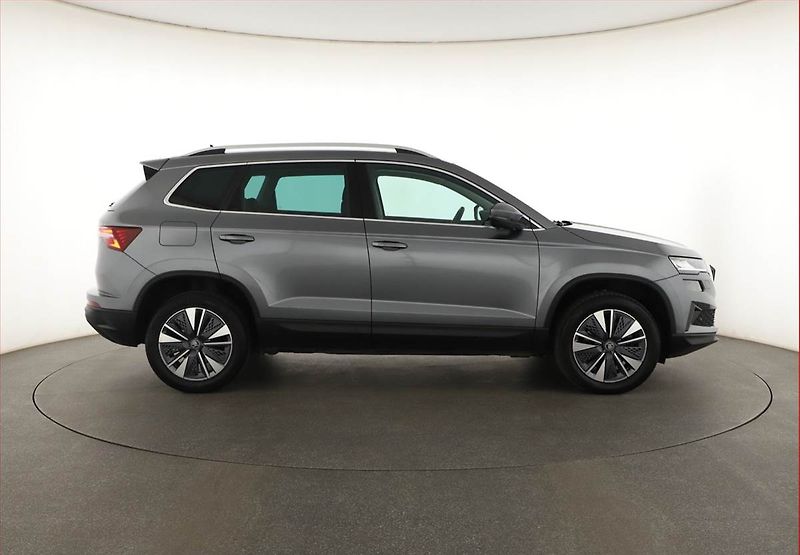 Škoda Karoq (2025) 1.5 TSI, Top Selection, FullLe - fotka 6 z 20