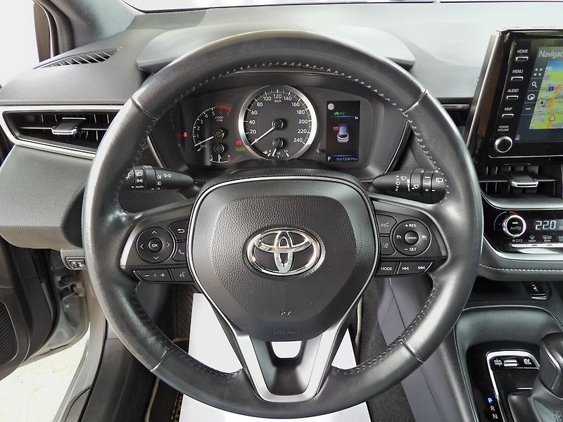 Toyota Corolla 1.8Hybrid Business Navi Kamera - fotka 11 z 28