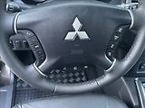Mitsubishi Pajero 3,2 DI-D 190PS  Instyle-7 4x4 - náhled 32