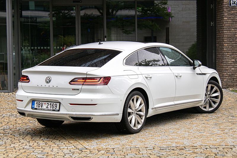 Volkswagen Arteon - fotka 7 z 34