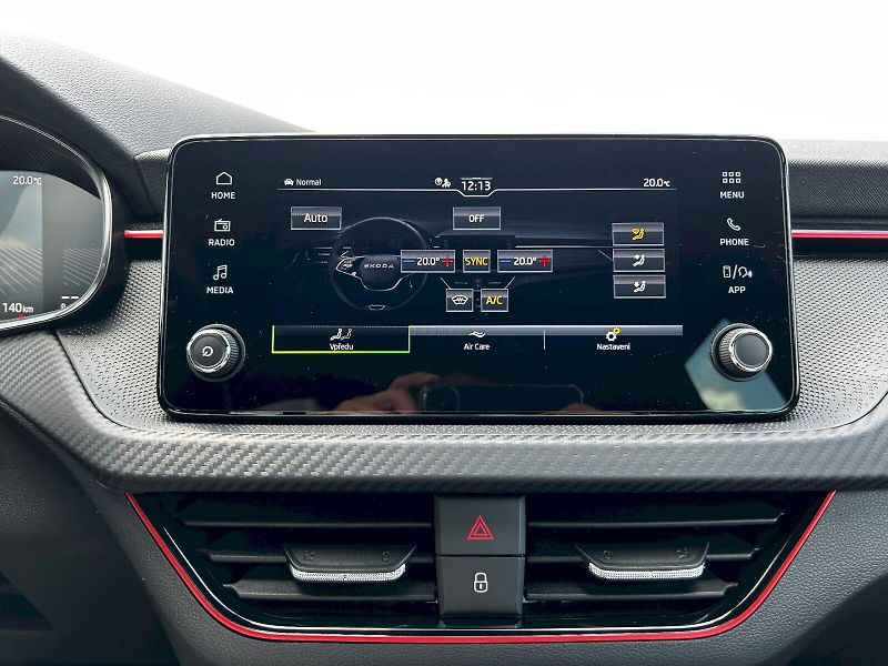 Škoda Scala (2025) 1.5 TSI 110kW DSG Monte Carlo - fotka 20 z 35