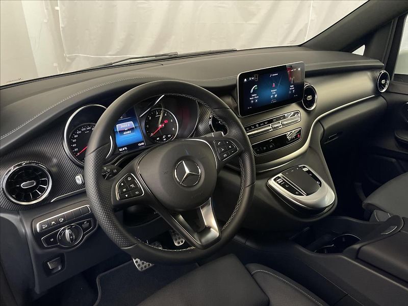 Mercedes-Benz Třídy V 300 d 4MATIC AVANTGARDE - fotka 9 z 26