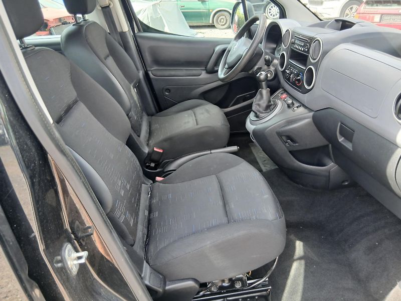 Citroën Berlingo 1.6 , tažné, klima - fotka 21 z 26