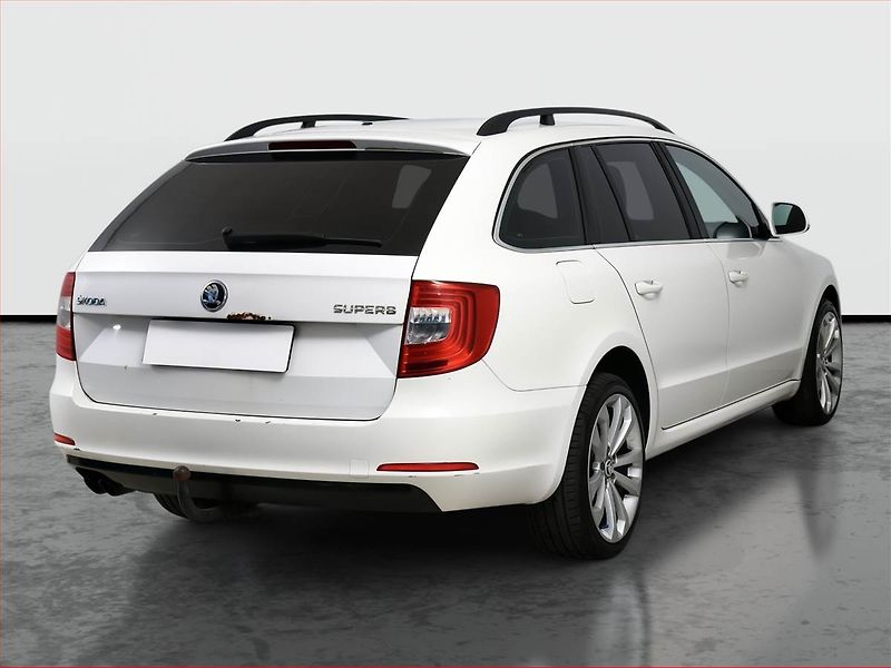 Škoda Superb (2013) Ambition 2.0 TDI, Automat - fotka 5 z 17