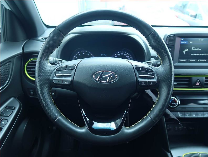 Hyundai Kona (2019) 1.0 T-GDI, Serv.kniha, Kůže - fotka 15 z 17