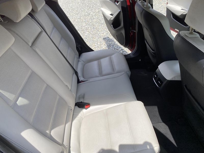 Mazda 6 2.2 SKYACTIVE 175PS 4x4 CR DPH - fotka 121 z 160