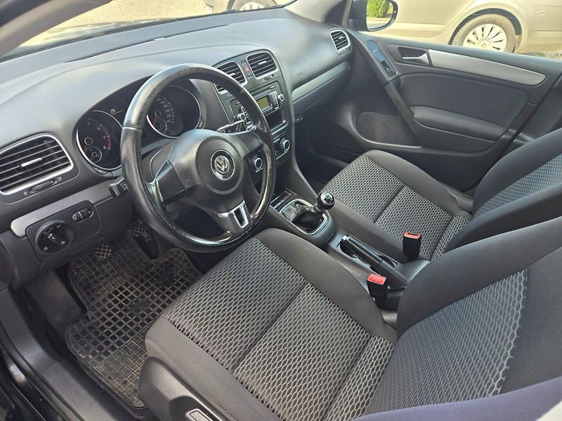 Volkswagen Golf Variant (2010) 1.2 TSI - fotka 8 z 18