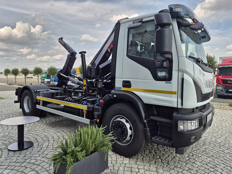 Iveco Eurocargo 180E28 HIAB 088 KONTEJNER  - fotka 3 z 24