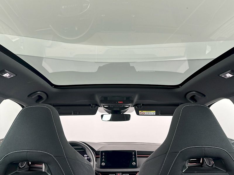 Škoda Scala (2025) DSG 1.5TSI 110kW Monte Carlo - fotka 28 z 32