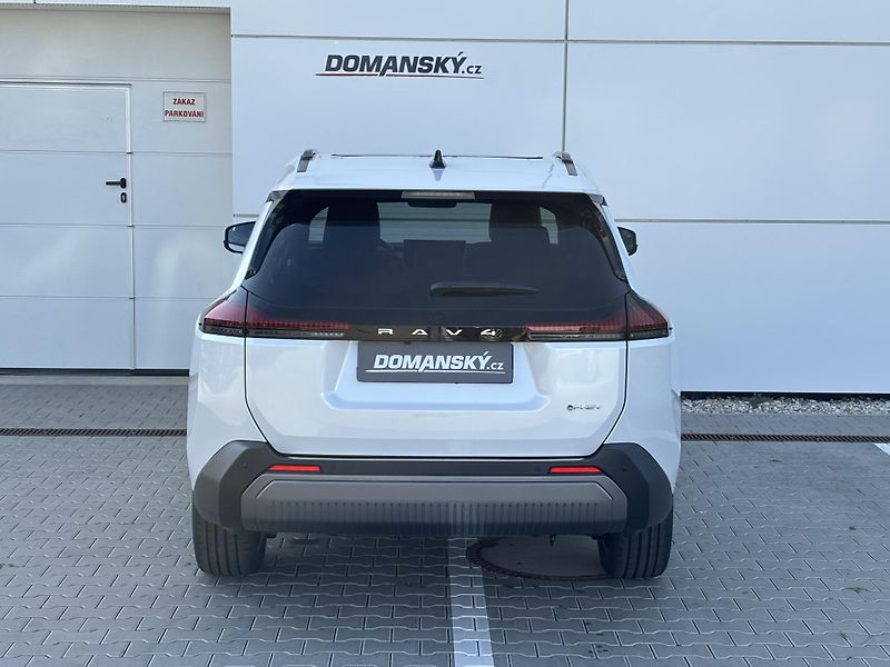 Toyota RAV4 (2026) EXECUTIVE Skyview 2,5 PHEV 4x4 - fotka 11 z 14