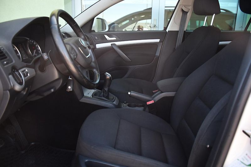 Škoda Octavia 1.8TSi 112kW 4X4 TAŽNÉ - fotka 13 z 35