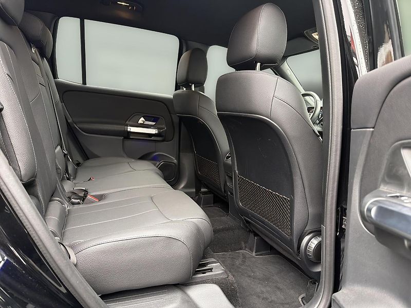 Mercedes-Benz GLB 200d 4M, 1.majitel - fotka 14 z 17