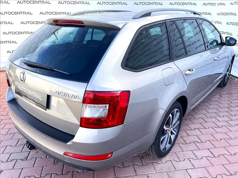 Škoda Octavia 1,2 TSI 81kw 111t.km 1.majitel - fotka 9 z 22