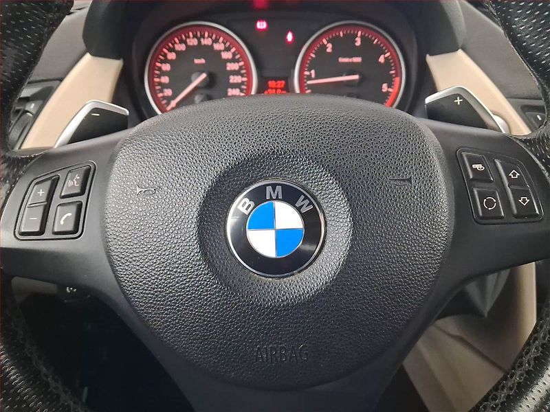 BMW X1 (2012) M Sport xDrive20d, 4X4 - fotka 16 z 24