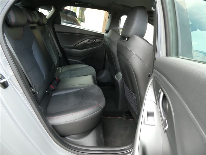 Hyundai i30 2,0 i N 202kW serviska - fotka 27 z 50
