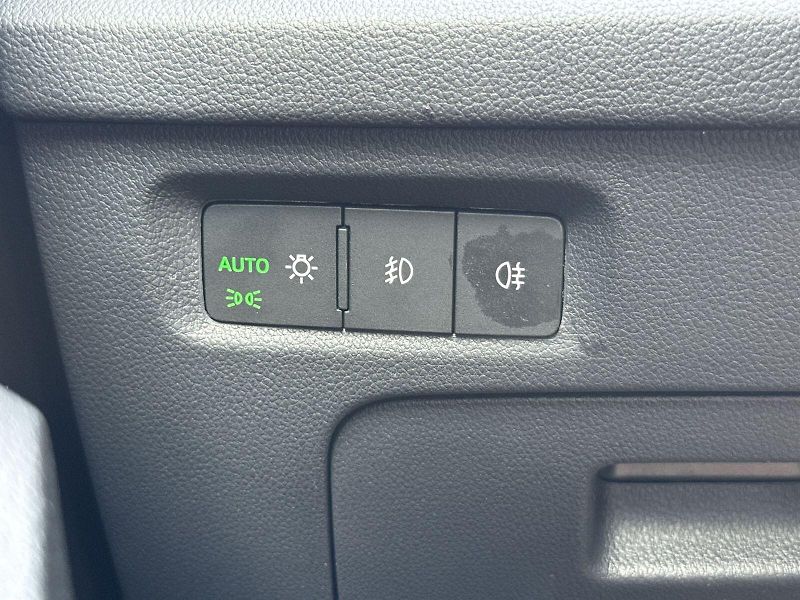 Škoda Octavia (2024) Combi 2.0 TDI DSG Style - fotka 16 z 32