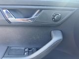 Škoda Fabia 1.0TSi 70kw TEMPOMAT TAŽNÉ ALU - náhled 12