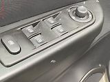 Renault Captur (2014) 1.2TCe, Zen, AT, navi - náhled 11