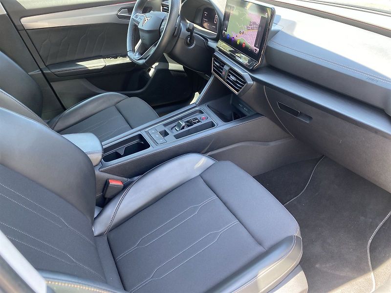 Cupra Formentor (2024) 1.5 TSI DSG - fotka 8 z 45