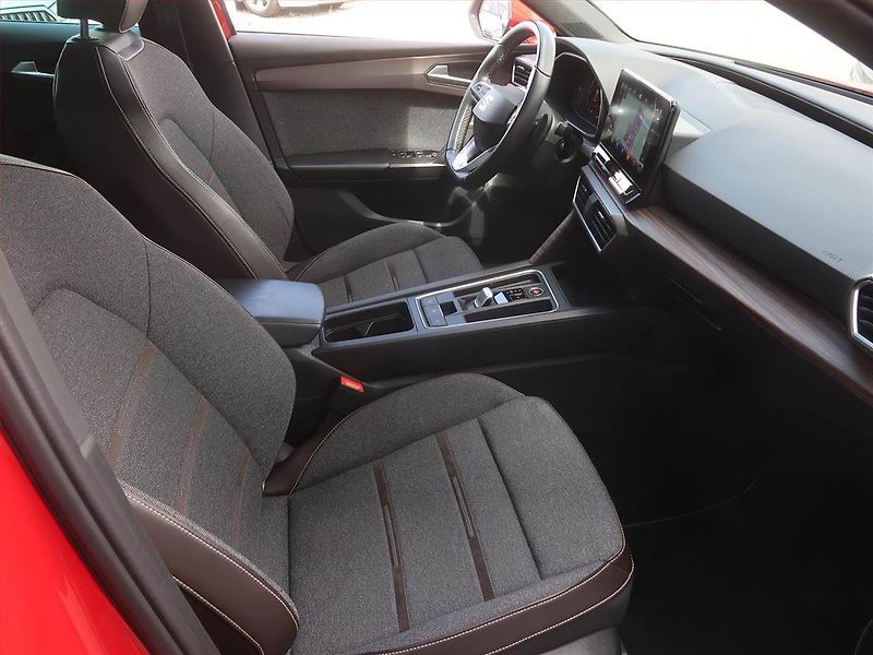 Seat Leon (2021) Xcellence 1.0 TSI, Automat - fotka 9 z 17