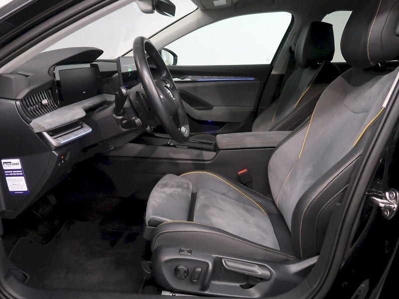 Škoda Superb (2024) SELECTION 2.0TDI 110KW DSG CAN - fotka 13 z 42