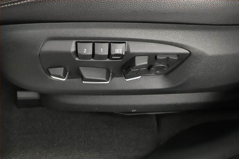 BMW X5 (2017) xDrive30d - fotka 19 z 22