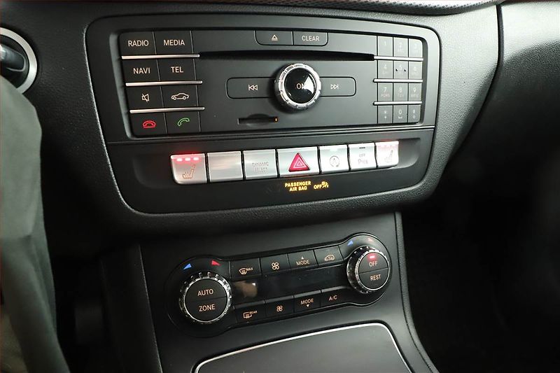 Mercedes-Benz Třídy B (2016) B 200 CDI, Automat, Kůže - fotka 16 z 18