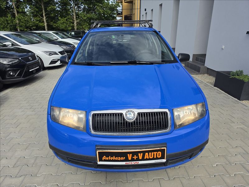Škoda Fabia 1,2 HTp Clasic SERVISOVÁNO - fotka 2 z 37