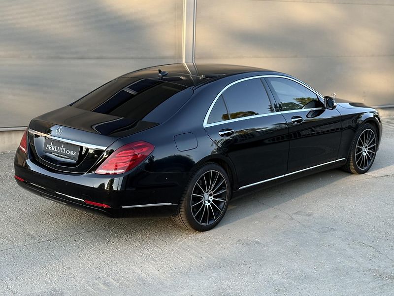 Mercedes-Benz Třídy S (2017) Mercedes-Benz S 350d L 4MATIC - fotka 9 z 29