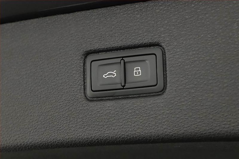 Audi Q7 (2019) S-Line 50 TDI - fotka 18 z 21