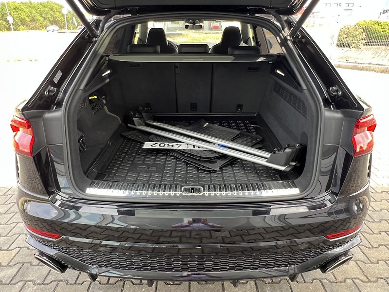 Audi RS Q8 (2021) Audi RS Q8 Full výbava, TOP st - fotka 15 z 39