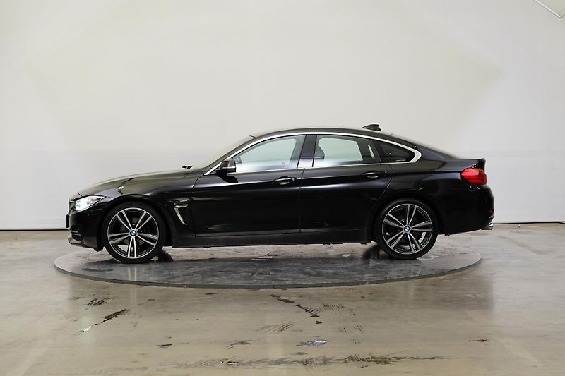 BMW Řada 4 - fotka 3 z 26
