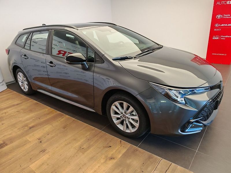 Toyota Corolla 1.8 Hybrid Comfort - fotka 3 z 35