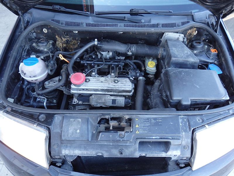 Škoda Fabia 1.4 MPI ZÁLOHOVÁNO - fotka 12 z 13