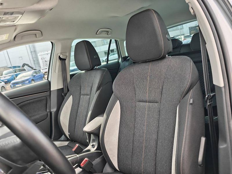 Škoda Scala Top Selection 6MP 1,0TSI - fotka 6 z 22