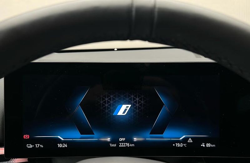 BMW i5 eDrive40 Touring M Kam Tažné - fotka 7 z 26
