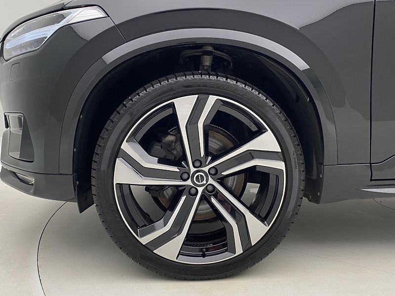 Volvo XC90 B5 AWD R-DESIGN AUT REZERVACE - fotka 40 z 52