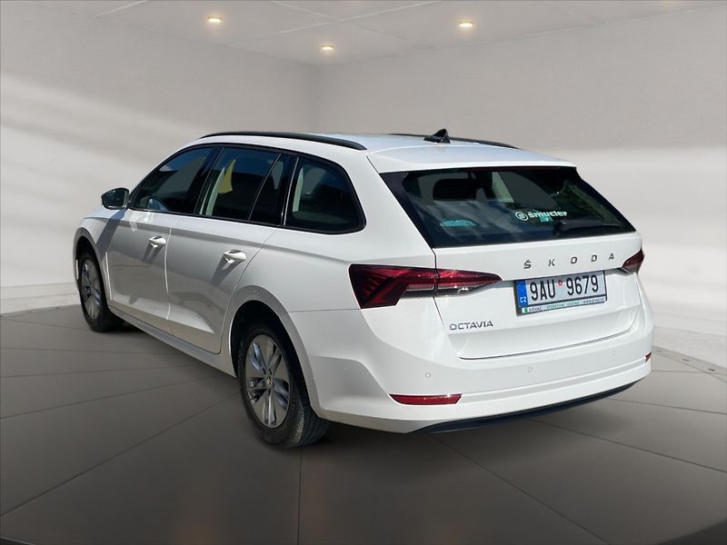 Škoda Octavia 2,0 TDI 85 Ambition - fotka 4 z 11