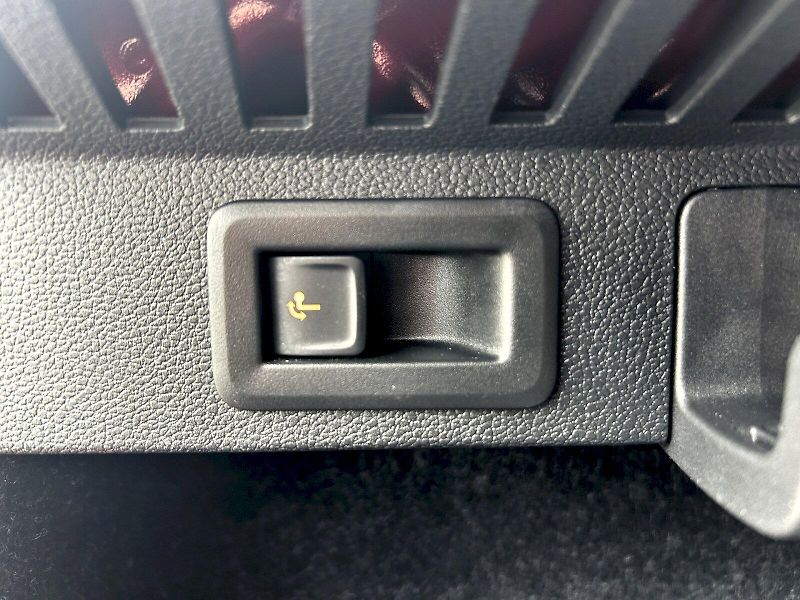 Škoda Kamiq (2025) 1.0 TSI 85kW DSG Monte Carlo - fotka 31 z 35