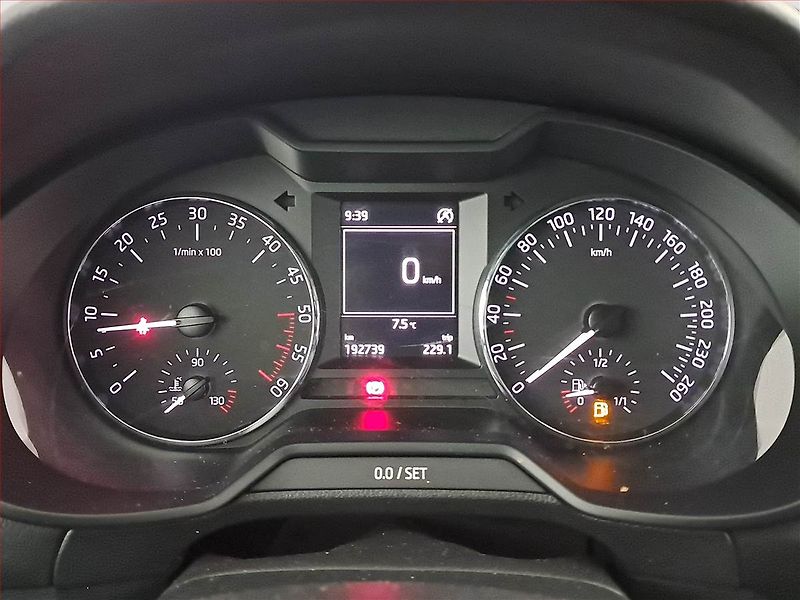 Škoda Octavia (2015) Elegance 2.0 TDI, 4X4 - fotka 11 z 19