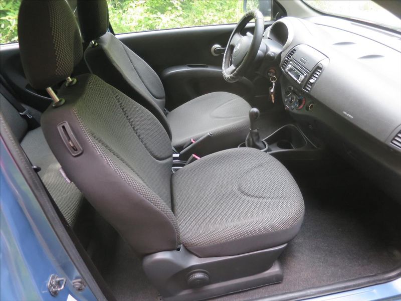 Nissan Micra 1,2  i - fotka 11 z 14