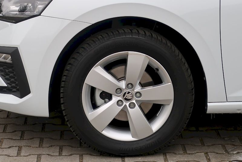 Škoda Scala (2025) Top Selection 1,0 TSI 85 kW DS - fotka 8 z 29