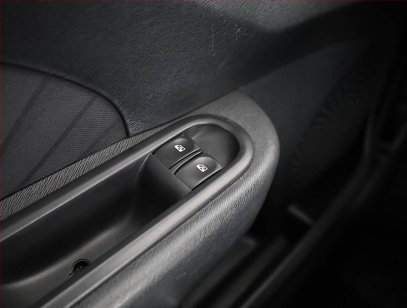 Renault Twingo (2012) 1.2 16V , servisované - fotka 11 z 12