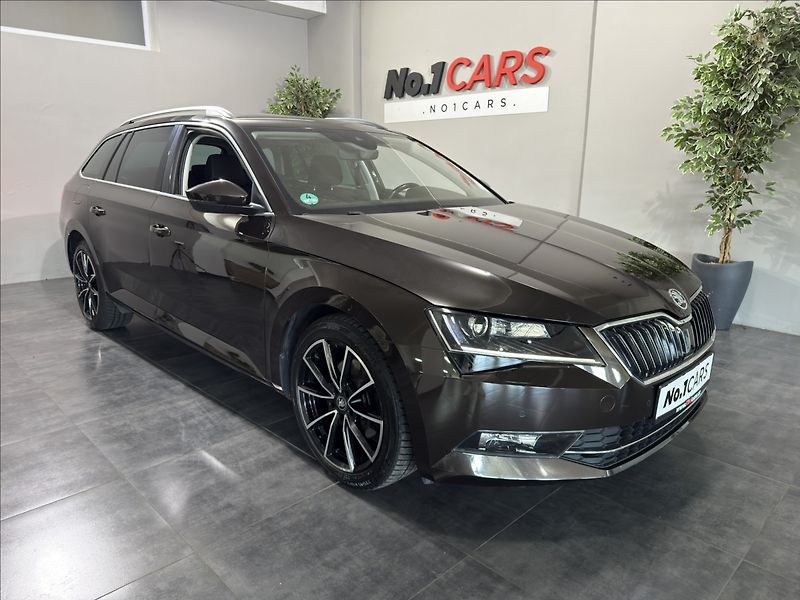 Škoda Superb 2,0   TDI 110kW STYLE 4x4 TAŽN - fotka 2 z 47